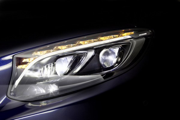 Persuasion Leopard Aviation Mercedes Benz to Launch Next Generation Multibeam LED Headlamp - LEDinside